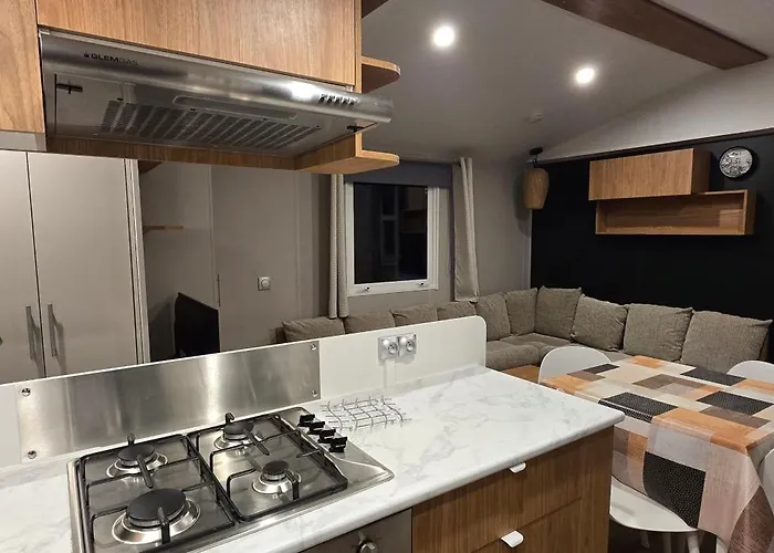 Sejour Au Bois Dormant 88 * サン・ジャン·ド・モン